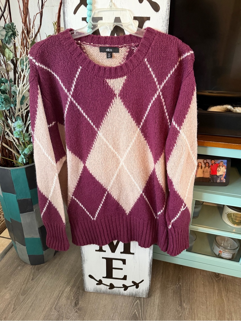 ellos Burgundy and Cream Argyle Crewneck Sweater Size 26/28